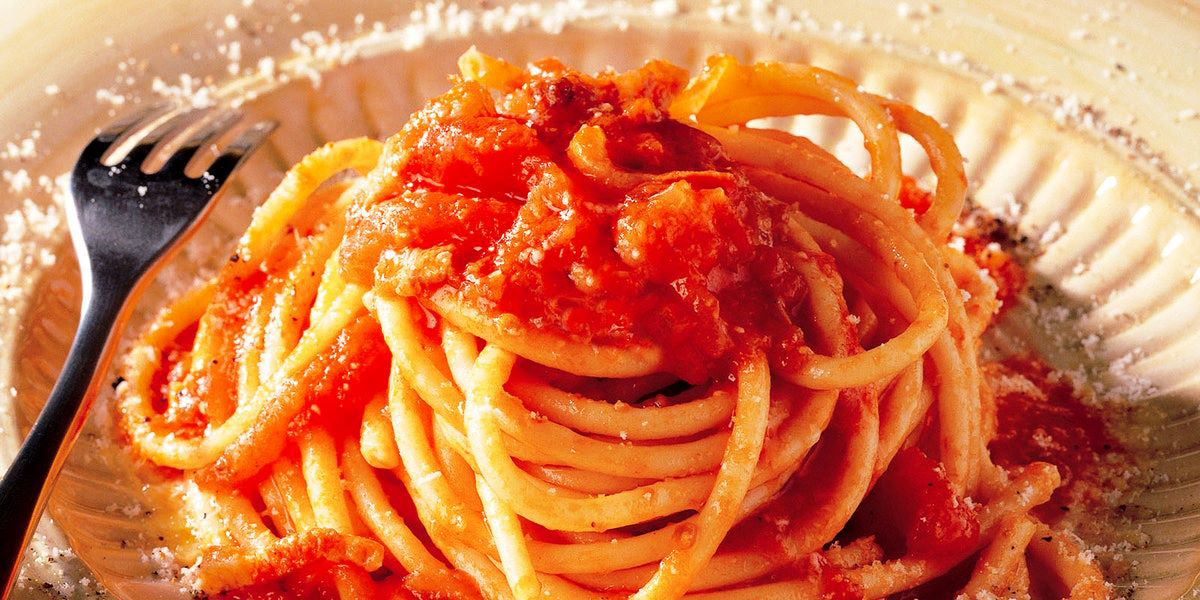 bucatini all'amatriciana La Cucina Italiana website
