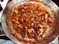 champignons ala grecque in De Buyer pan from Kitchen Detail
