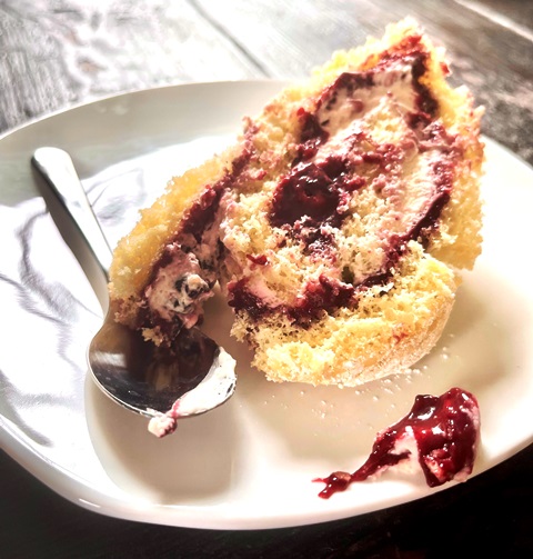 Blackberry Curd Roulade