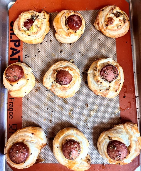 Pigs In Puffs