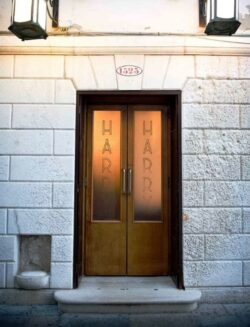 Harrys-Bar-Front-Door NYC Whiskey Review72