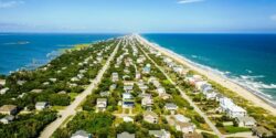 View of Emerald Isle beach on the North Carolina coast, image from Emerald Isle Realty